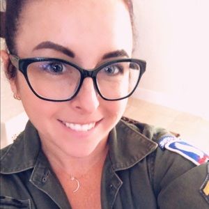 Meet your Posher, Gayle